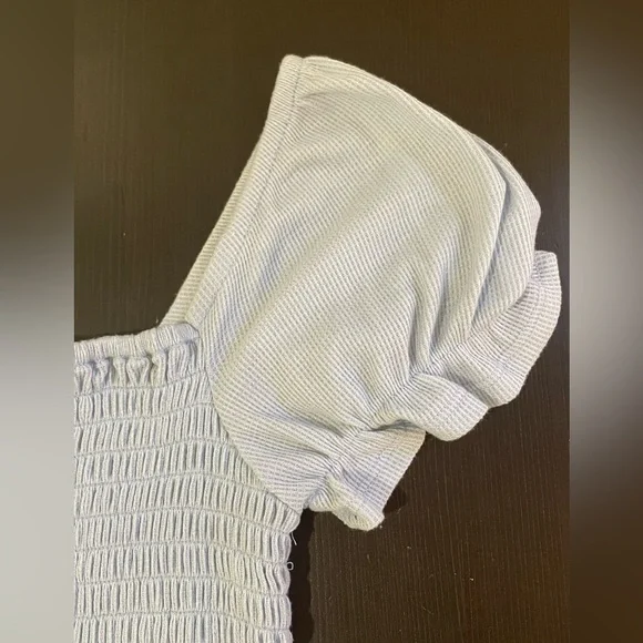 Aqua *Like New* Light Blue Puff Sleeve Top. Size M - Picture 5 of 6